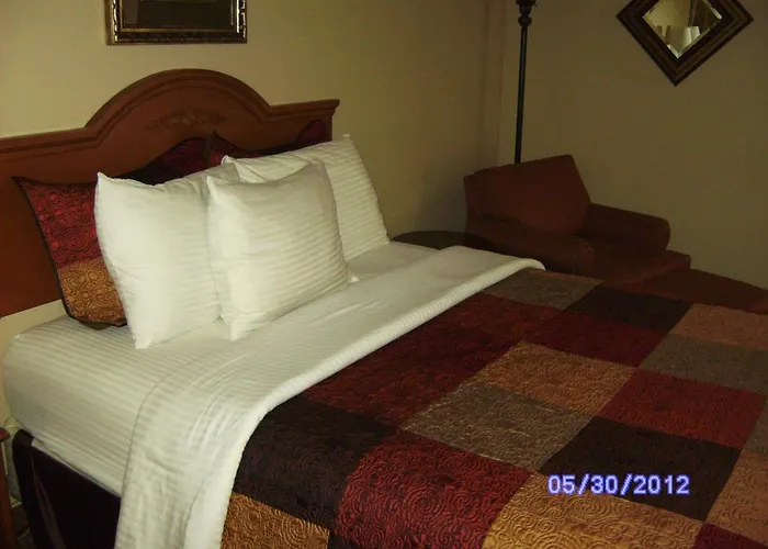All American Inn & Suites Branson